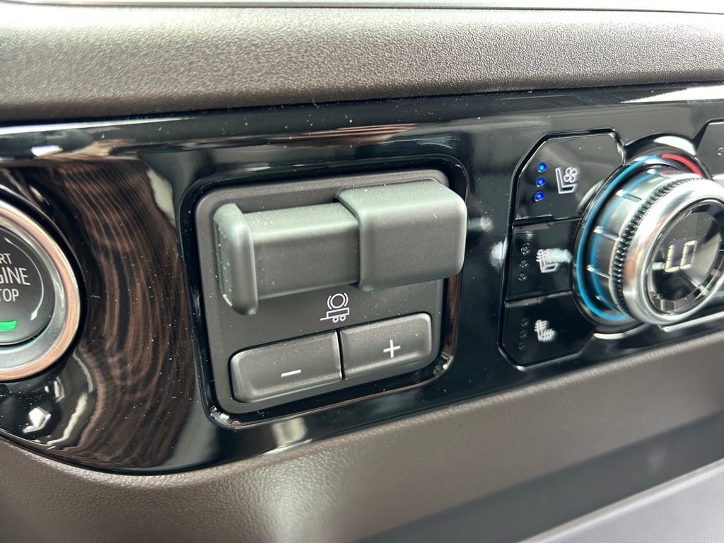 2026 GMC Sierra 1500 SLT - Photo 37