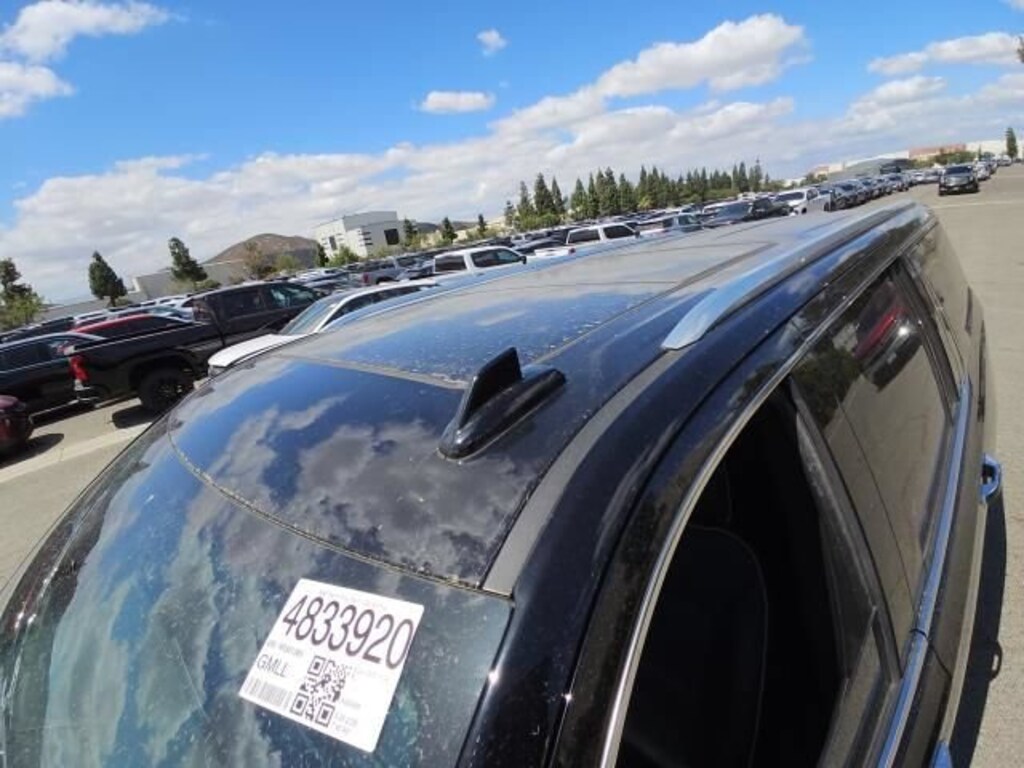 Used 2024 GMC Yukon XL SLT SUV