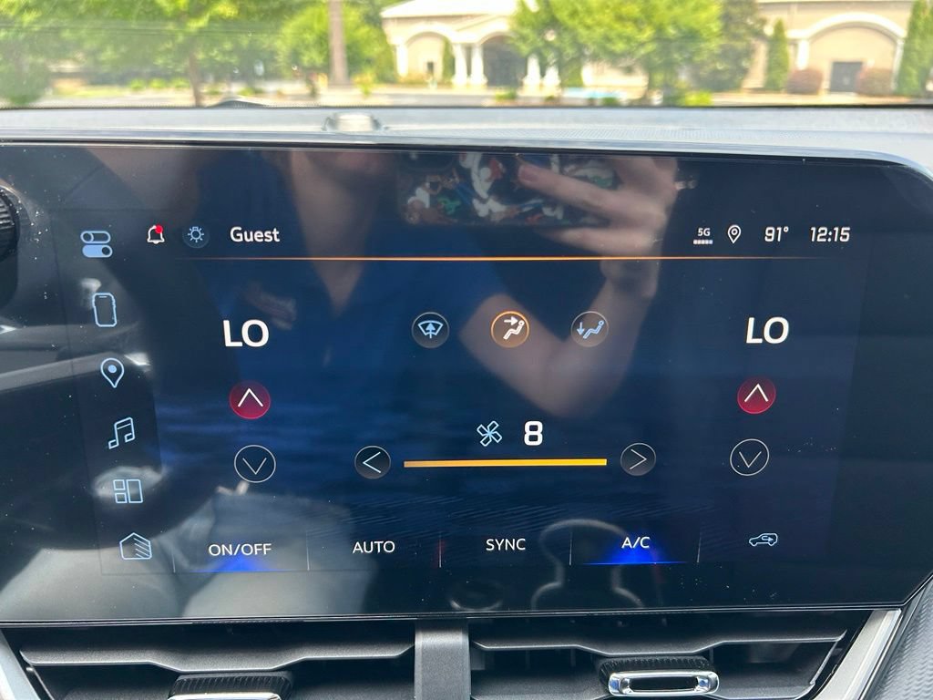 2027 Chevrolet Equinox LT - Photo 28