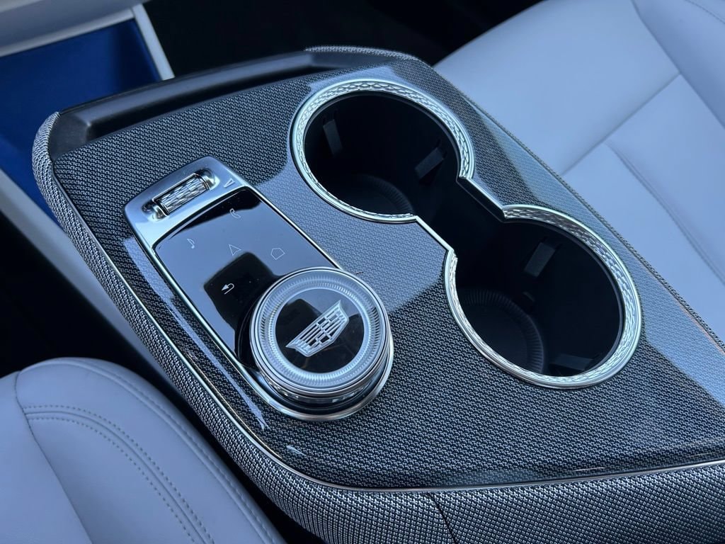 2025 Cadillac OPTIQ Luxury 1 - Photo 40