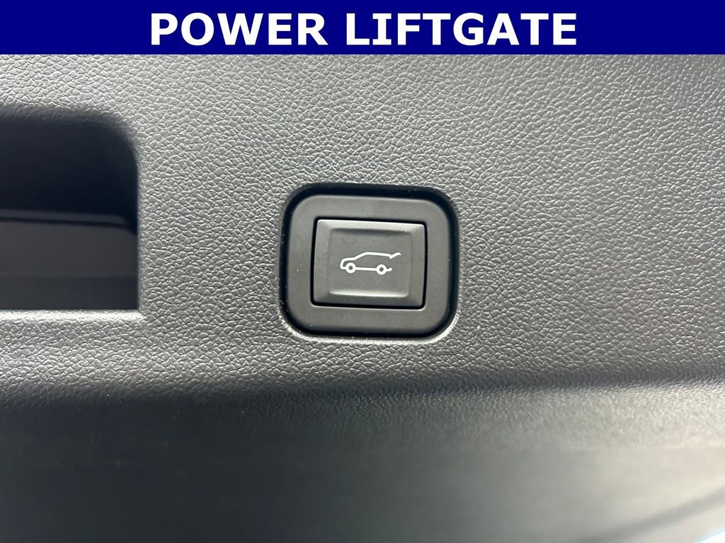 2026 GMC Acadia Elevation - Photo 17