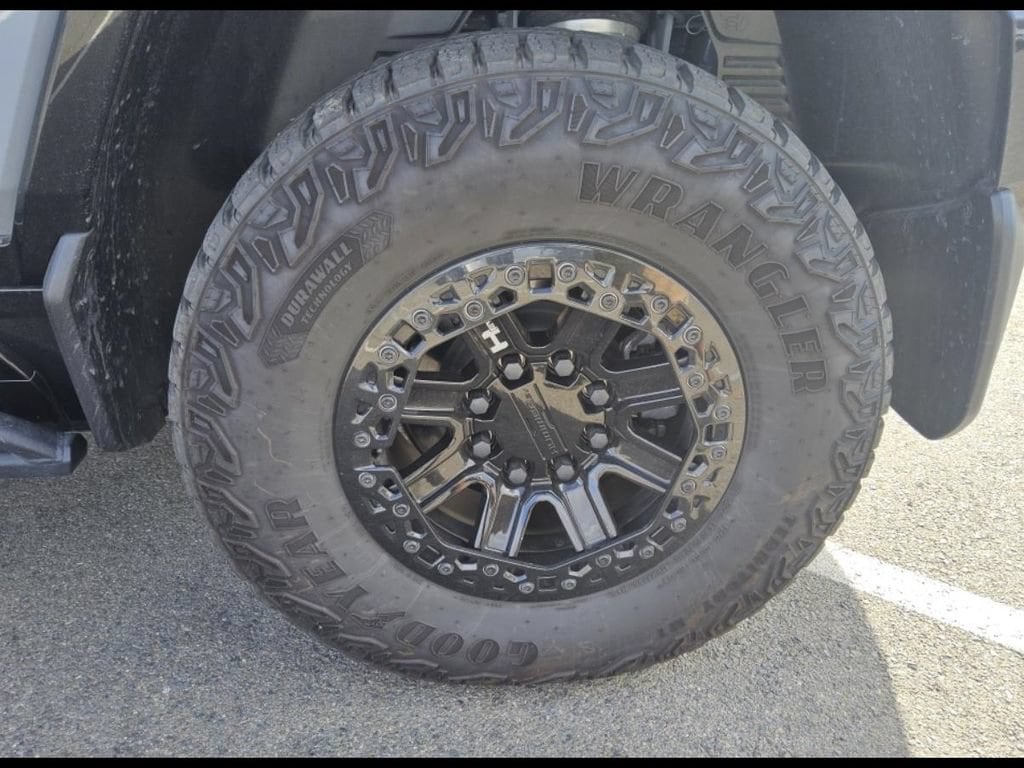 Used 2025 GMC HUMMER EV 3X with VIN 1GKB0RDC2SU103549 for sale in Greensboro, GA