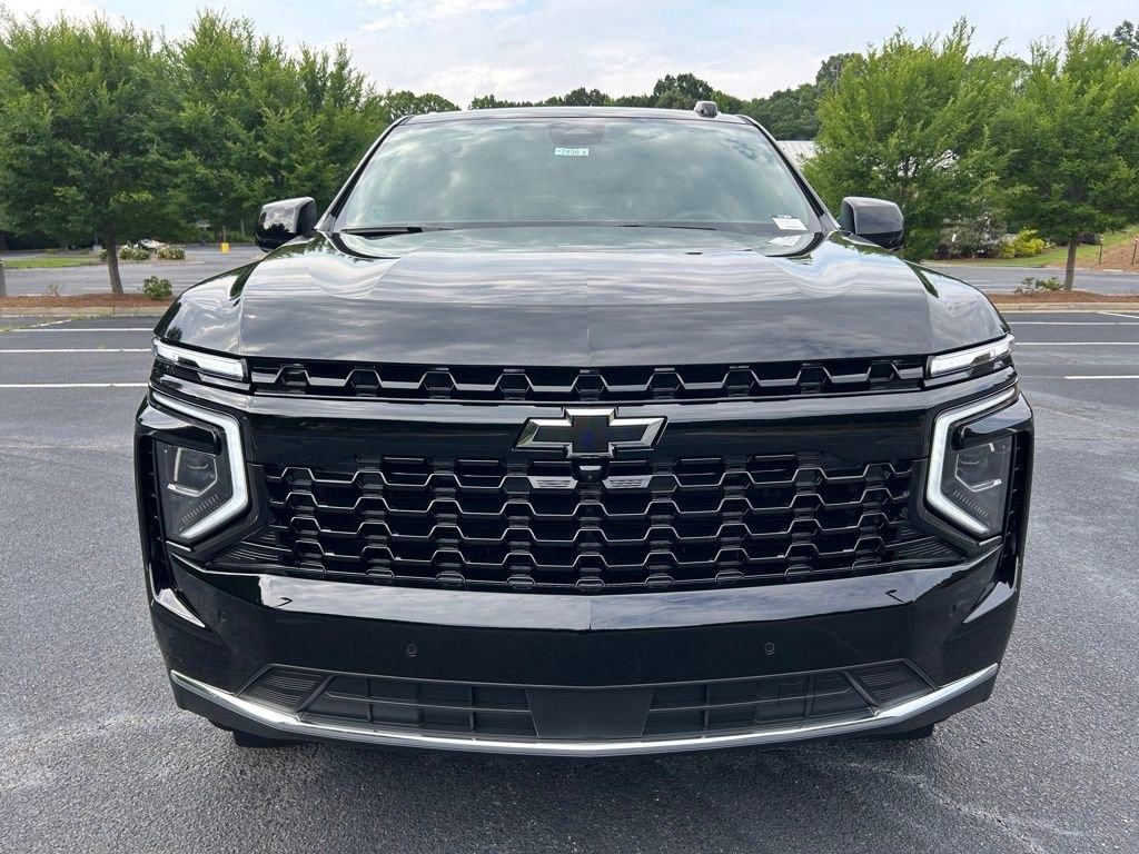 2026 Chevrolet Suburban LS - Photo 14