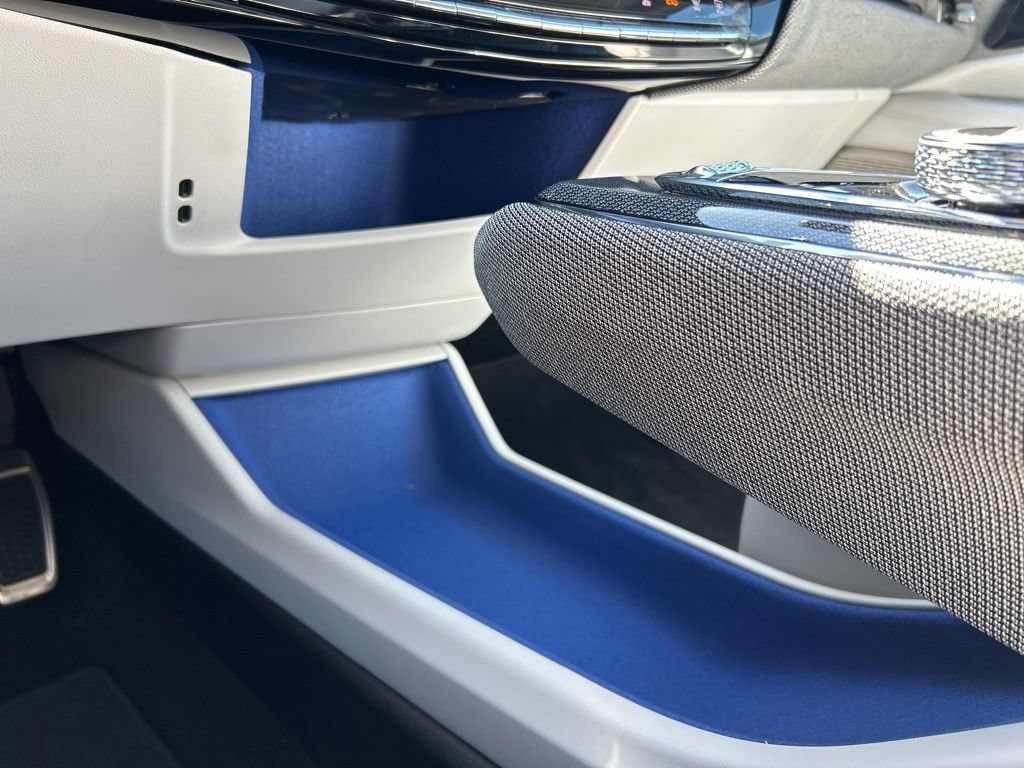 2025 Cadillac OPTIQ Luxury 1 - Photo 38