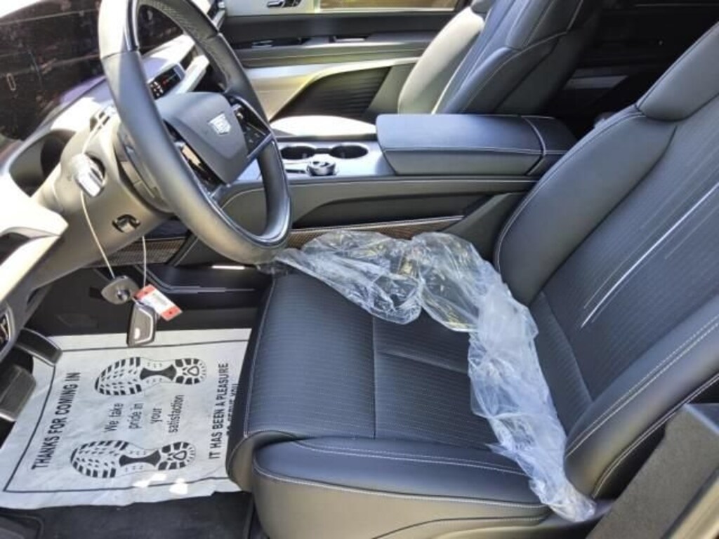 Used 2026 CADILLAC VISTIQ Luxury SUV