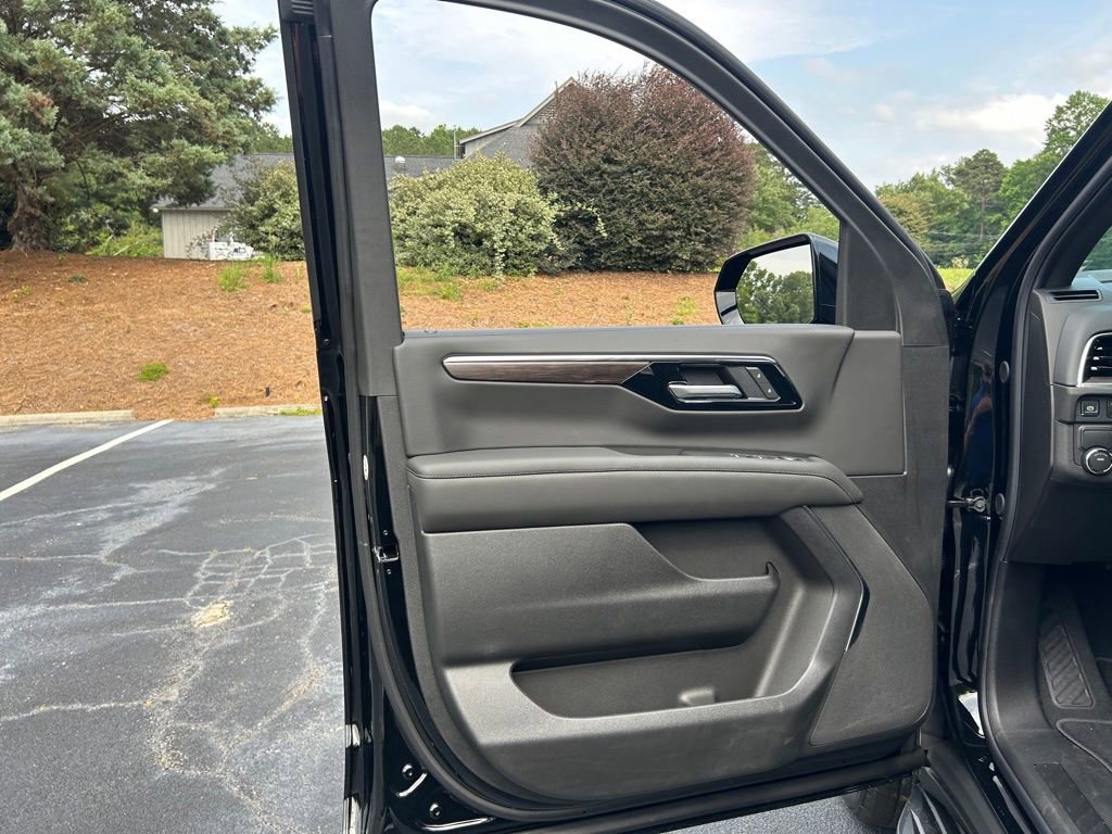 2026 Chevrolet Suburban LS - Photo 53