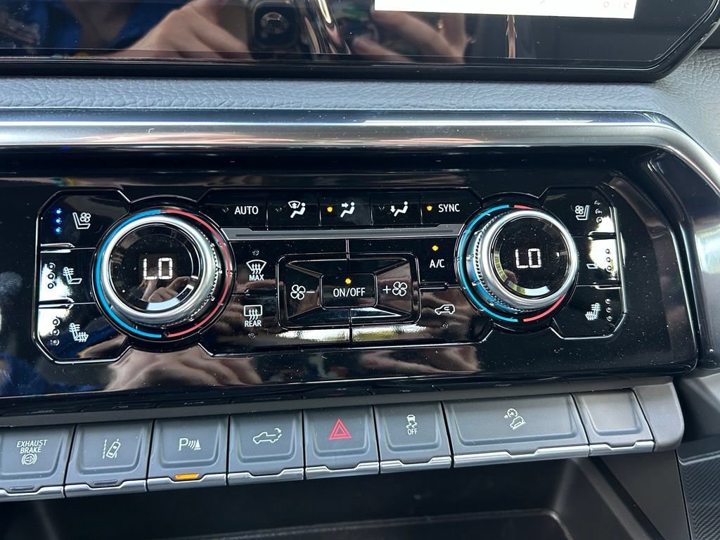 2026 GMC Sierra 2500HD Denali - Photo 36