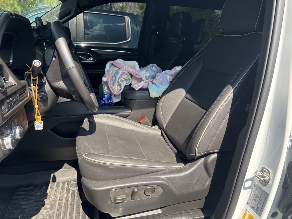 2022 Gmc Yukon XL SLT photo 2