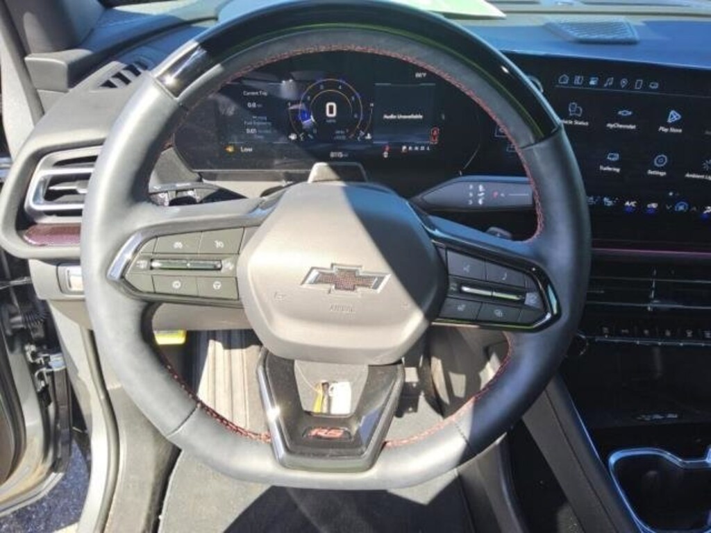 Used 2025 Chevrolet Traverse RS SUV