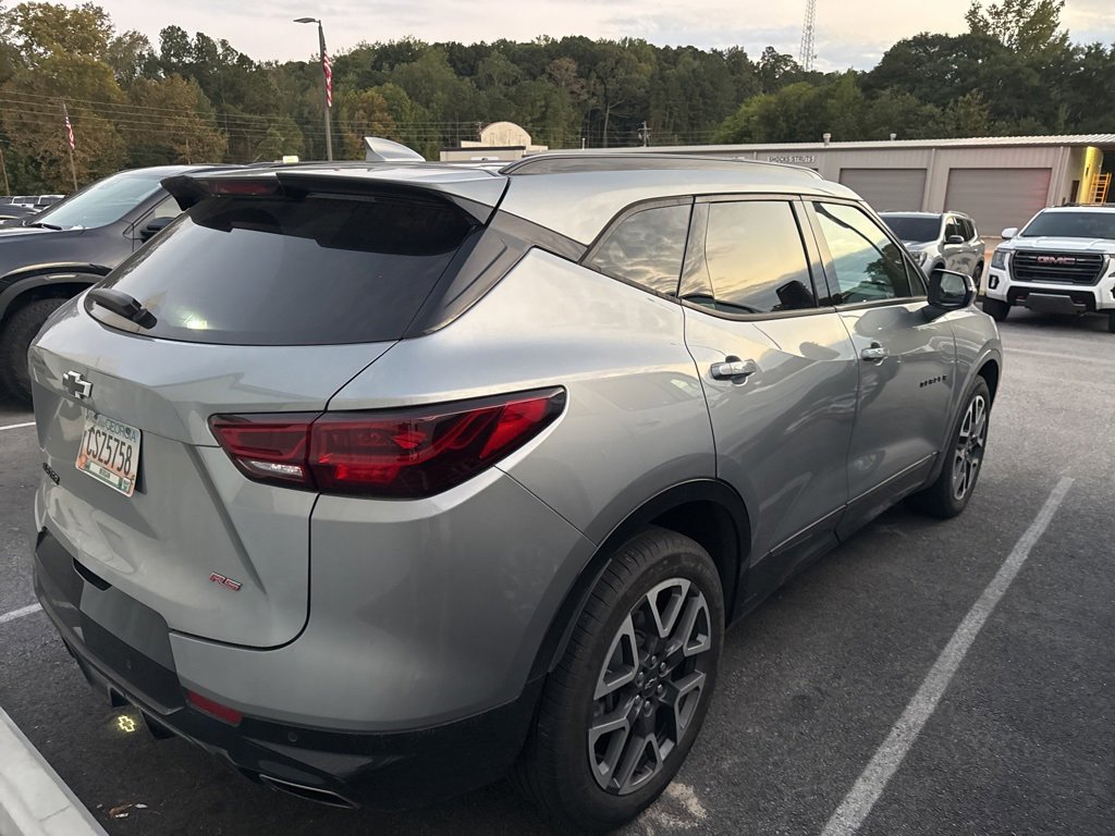 2023 Chevrolet Blazer RS photo 2