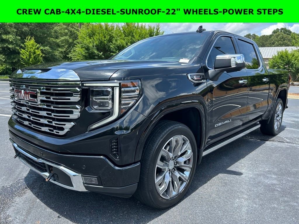 2023 GMC Sierra 4WD Crew Cab Short Box Denali's photo