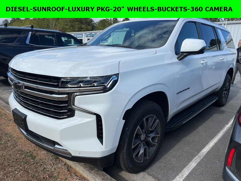 2023 Chevrolet Suburban LT's photo