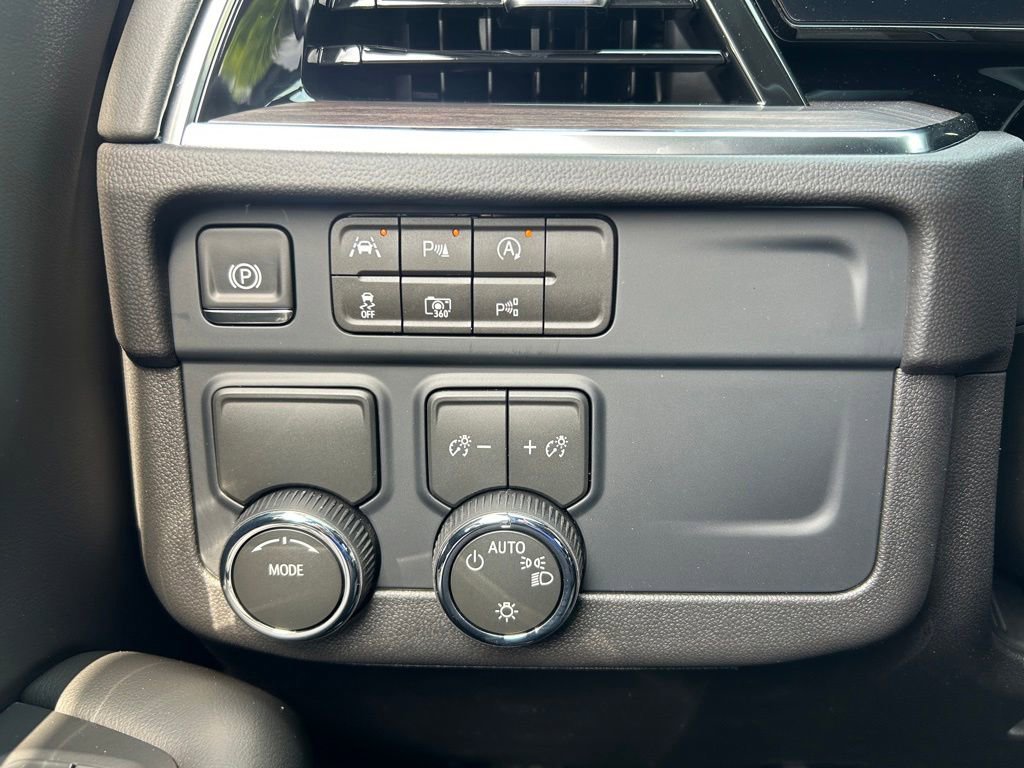 2026 Chevrolet Suburban LS - Photo 49