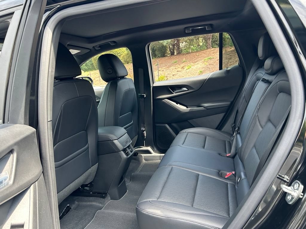 2027 Chevrolet Equinox LT - Photo 39