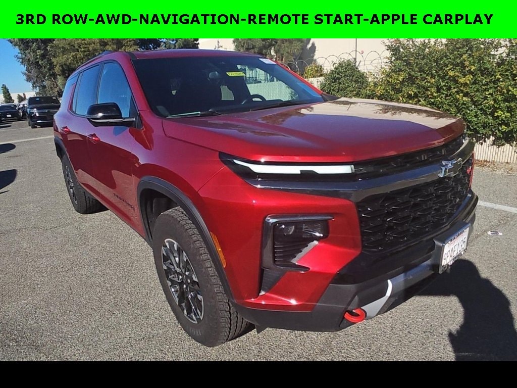 Used 2024 Chevrolet Traverse Z71 SUV