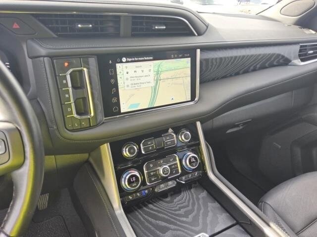 2023 Gmc Yukon Denali photo 3