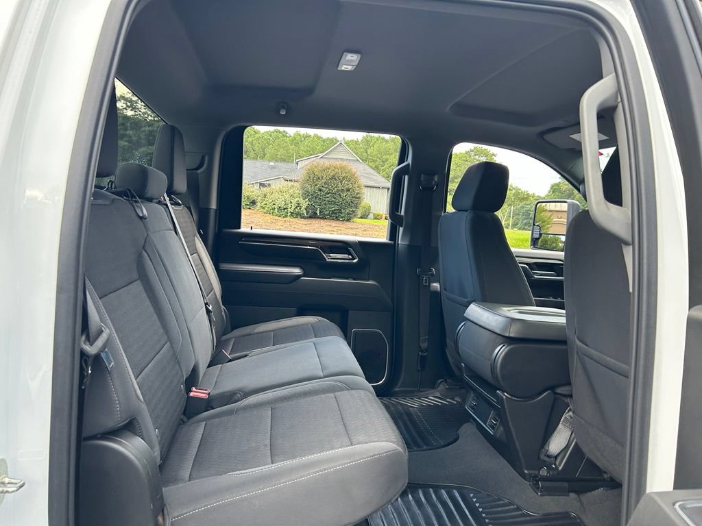 2024 Chevrolet Silverado 3500HD LT - Photo 46