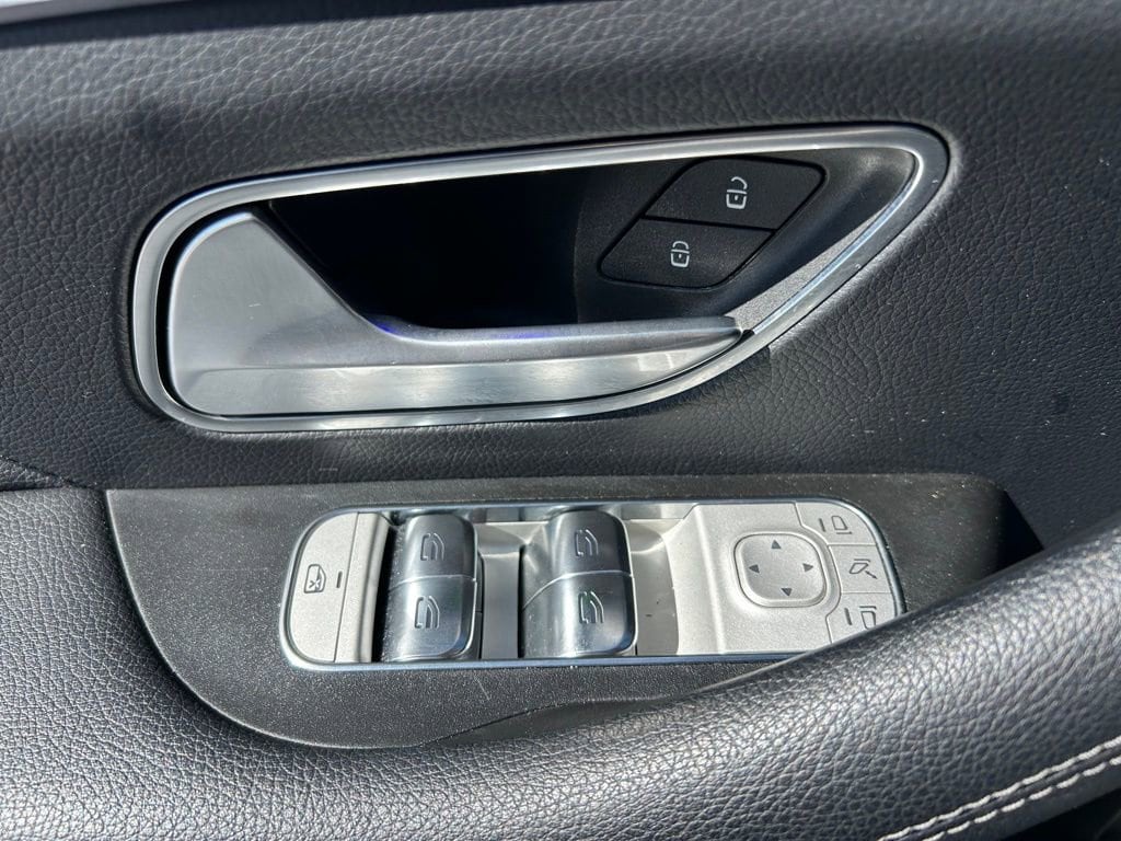 2025 Mercedes-Benz GLS Base - Photo 65