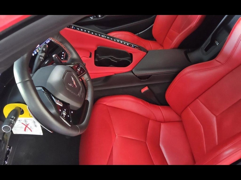 2023 Chevrolet Corvette Stingray 2LT photo 4