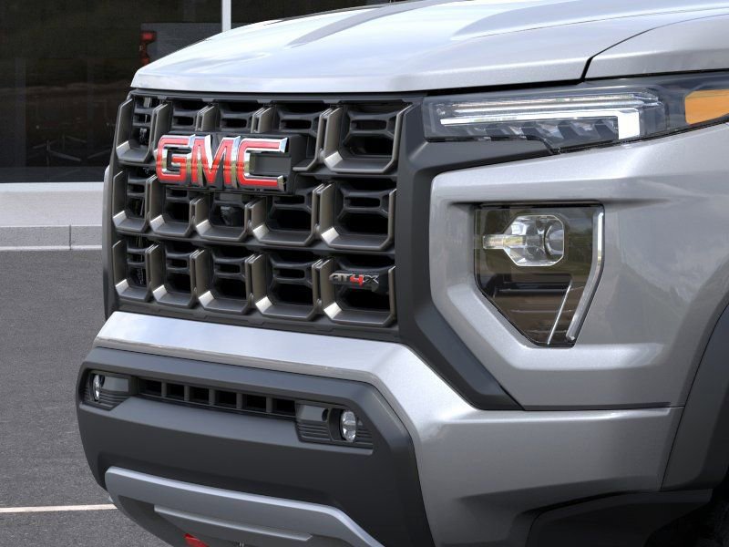 2026 GMC Canyon AT4X - Photo 13