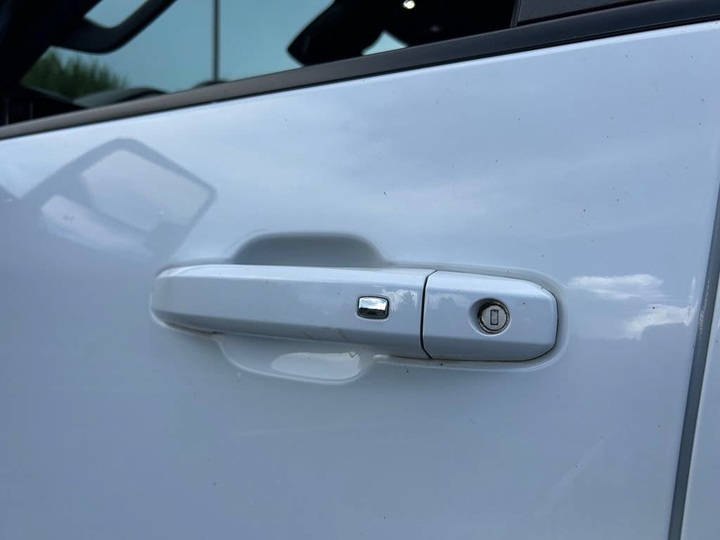 2024 Chevrolet Silverado 3500HD LT - Photo 28