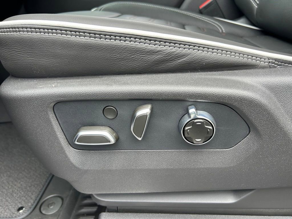 2026 GMC Sierra 1500 AT4X - Photo 56