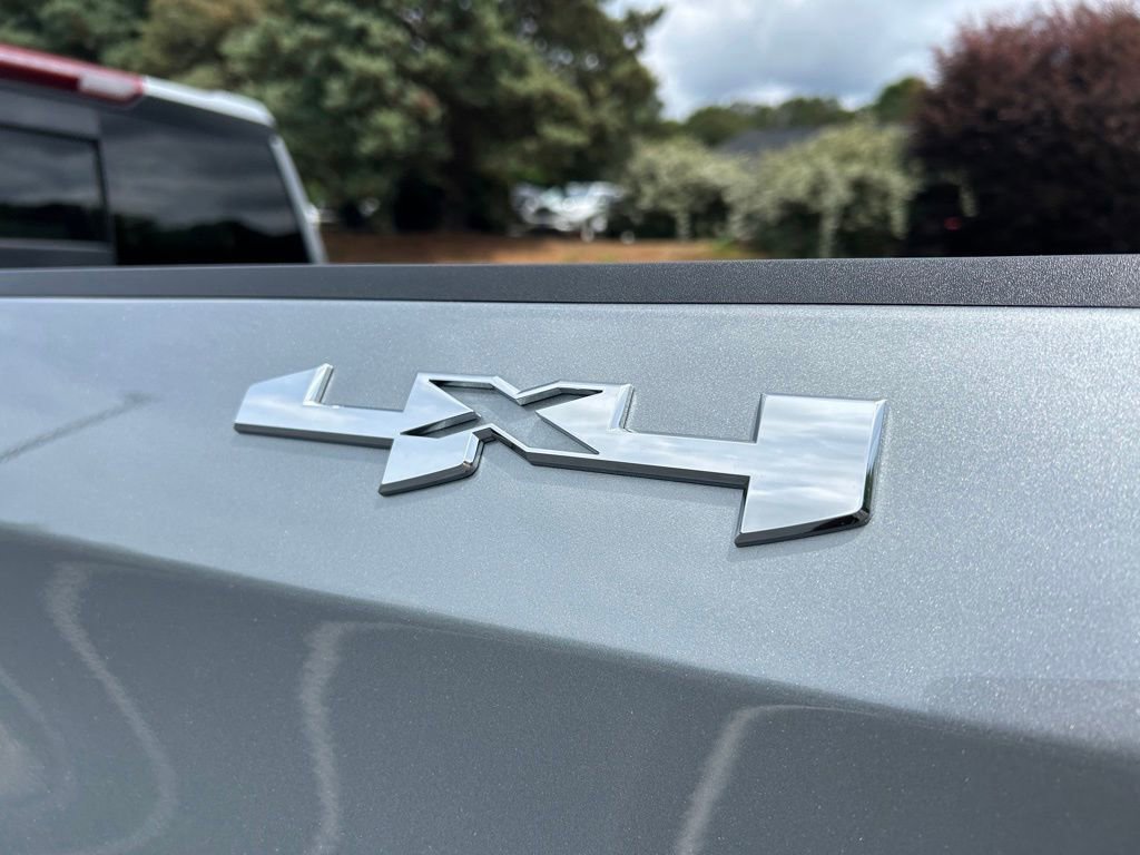 2026 GMC Sierra 1500 SLT - Photo 28