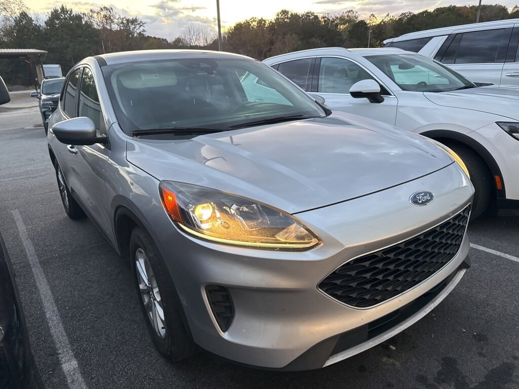 Used 2020 Ford Escape SE