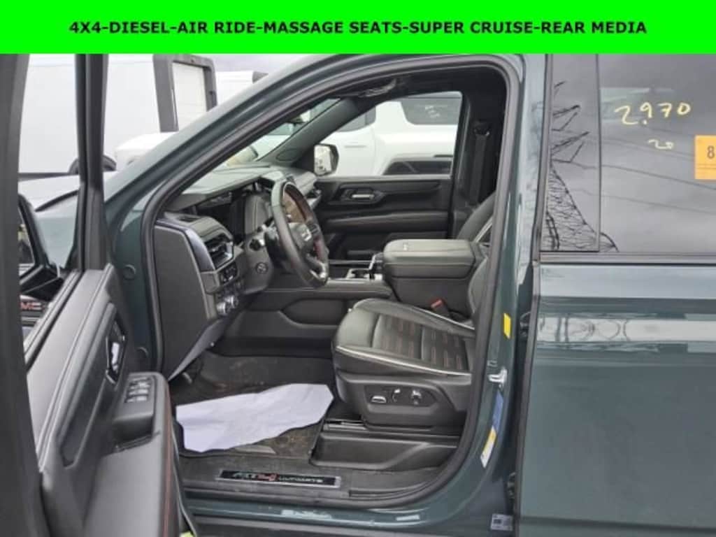 Used 2025 GMC Yukon XL AT4 Ultimate SUV