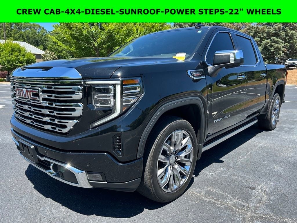 2023 GMC Sierra 4WD Crew Cab Short Box Denali's photo