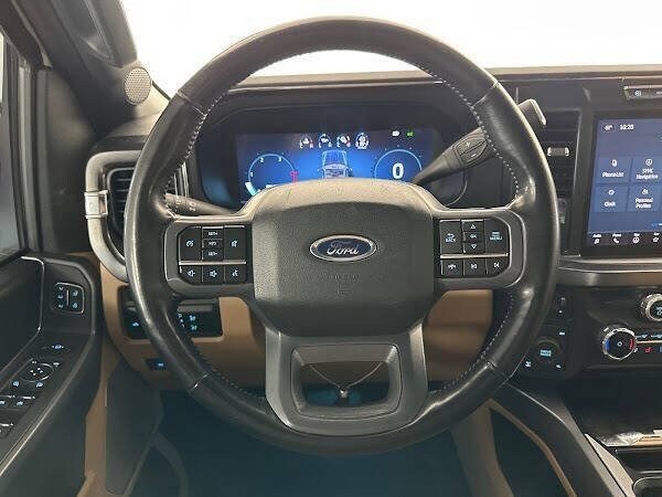 2023 Ford F-250 XL photo 3