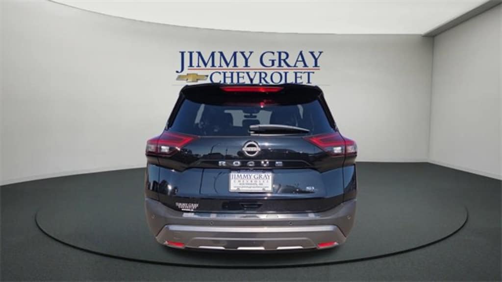 Used 2023 Nissan Rogue SL FWD SUV