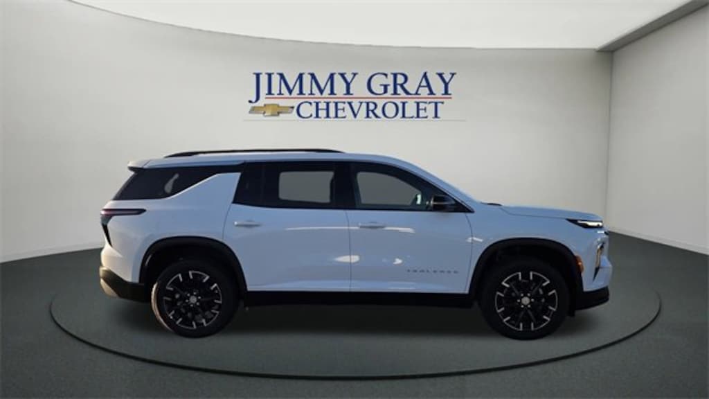 New 2026 Chevrolet Traverse LT SUV