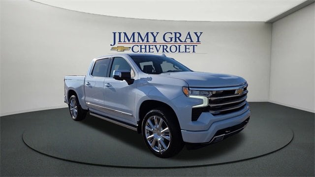 2026 Chevrolet Silverado 1500 High Country's photo