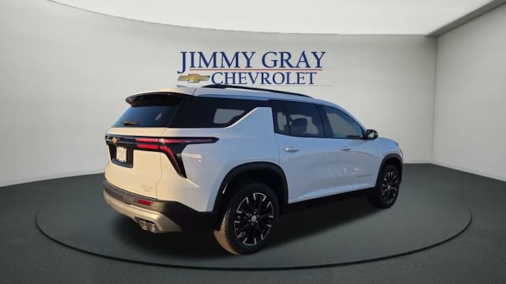 New 2026 Chevrolet Traverse LT SUV