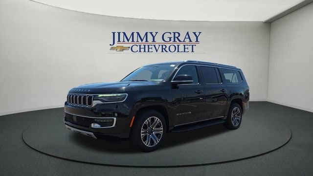 2024 Jeep Wagoneer L's photo
