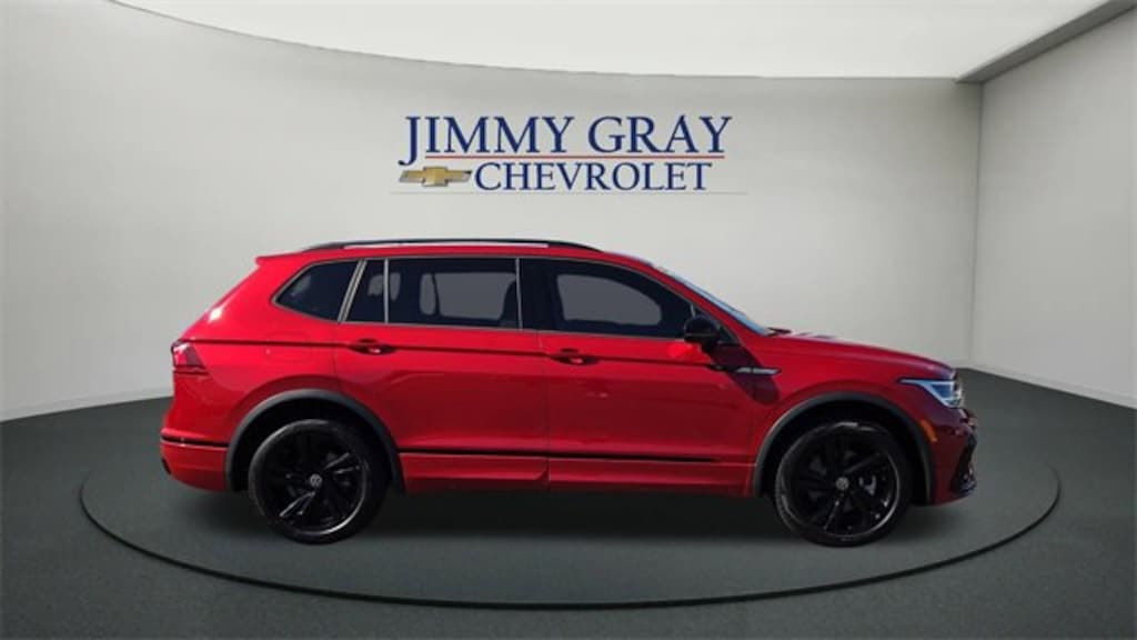 Used 2024 Volkswagen Tiguan 2.0T SE R-Line Black SUV