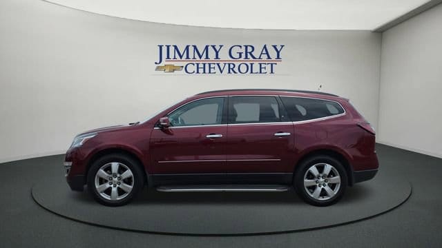 Used 2017 Chevrolet Traverse Premier with VIN 1GNKRJKD7HJ204120 for sale in Southaven, MS