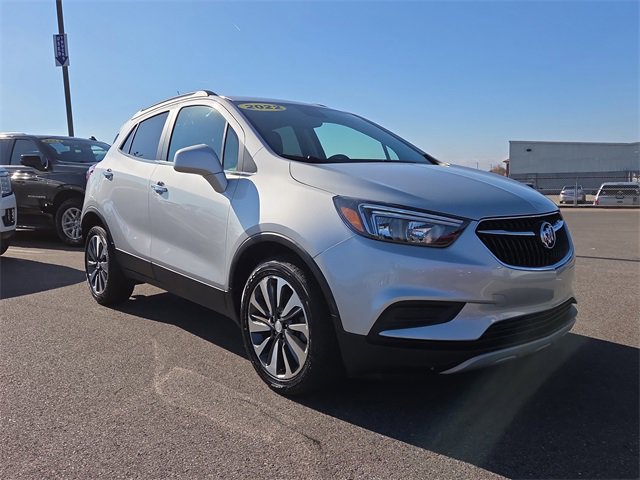 2022 Buick Encore Preferred's photo
