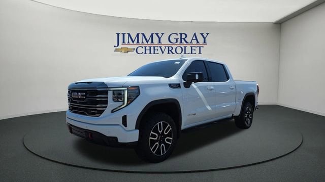 2024 GMC Sierra 4WD Crew Cab Short Box AT4's photo