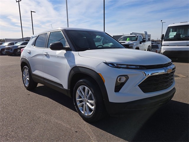 2026 Chevrolet Trailblazer LS's photo