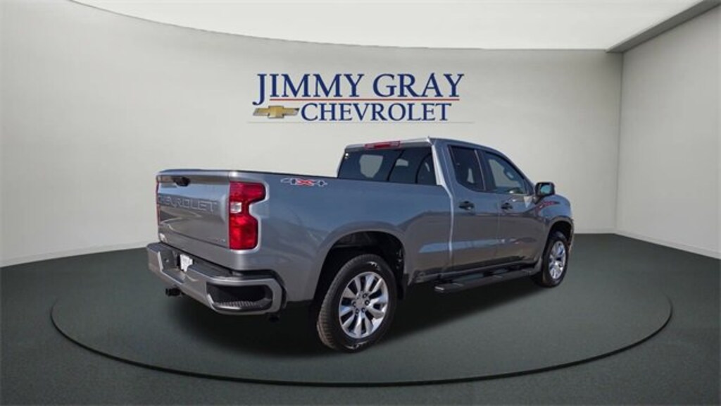 New 2026 Chevrolet Silverado 1500 Custom Truck