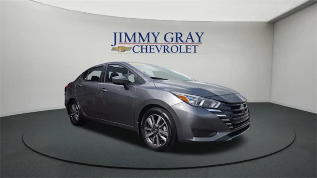 Used 2024 Nissan Versa 1.6 SV Sedan