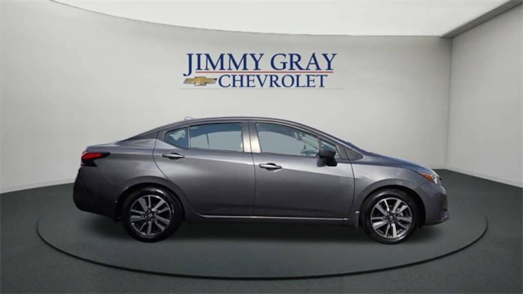 Used 2024 Nissan Versa 1.6 SV Sedan