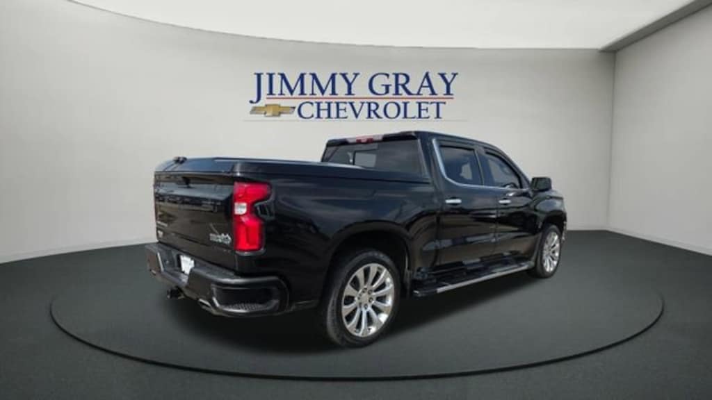 Used 2020 Chevrolet Silverado 1500 High Country Truck Crew Cab