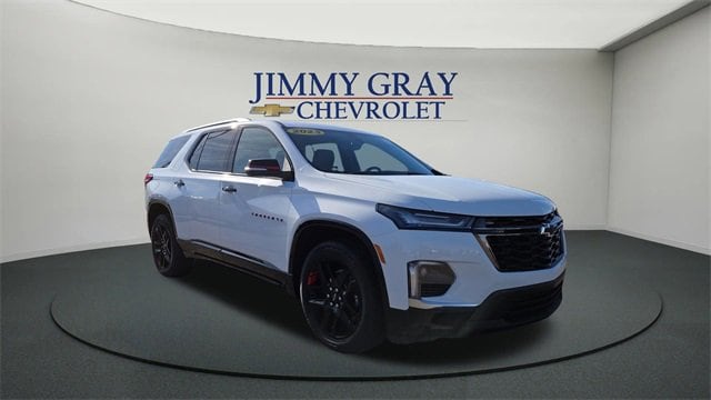 2023 Chevrolet Traverse Premier's photo