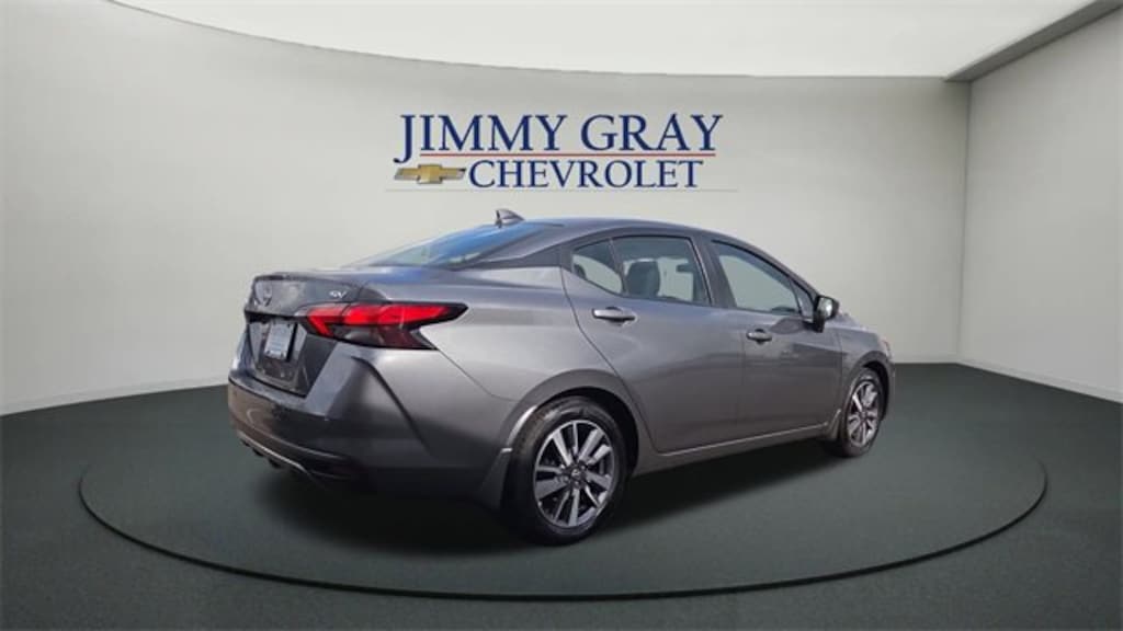 Used 2024 Nissan Versa 1.6 SV Sedan