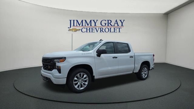 2026 Chevrolet Silverado 1500 Custom Crew Cab Short Box's photo