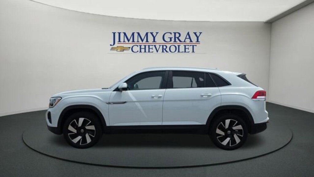 Used 2024 Volkswagen Atlas Cross Sport 2.0T SE w/Technology SUV