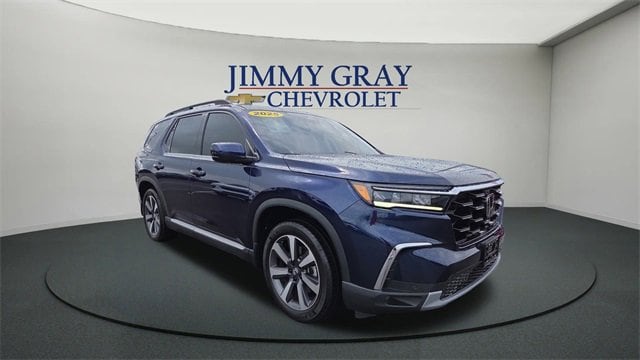 2025 Honda Pilot Touring's photo